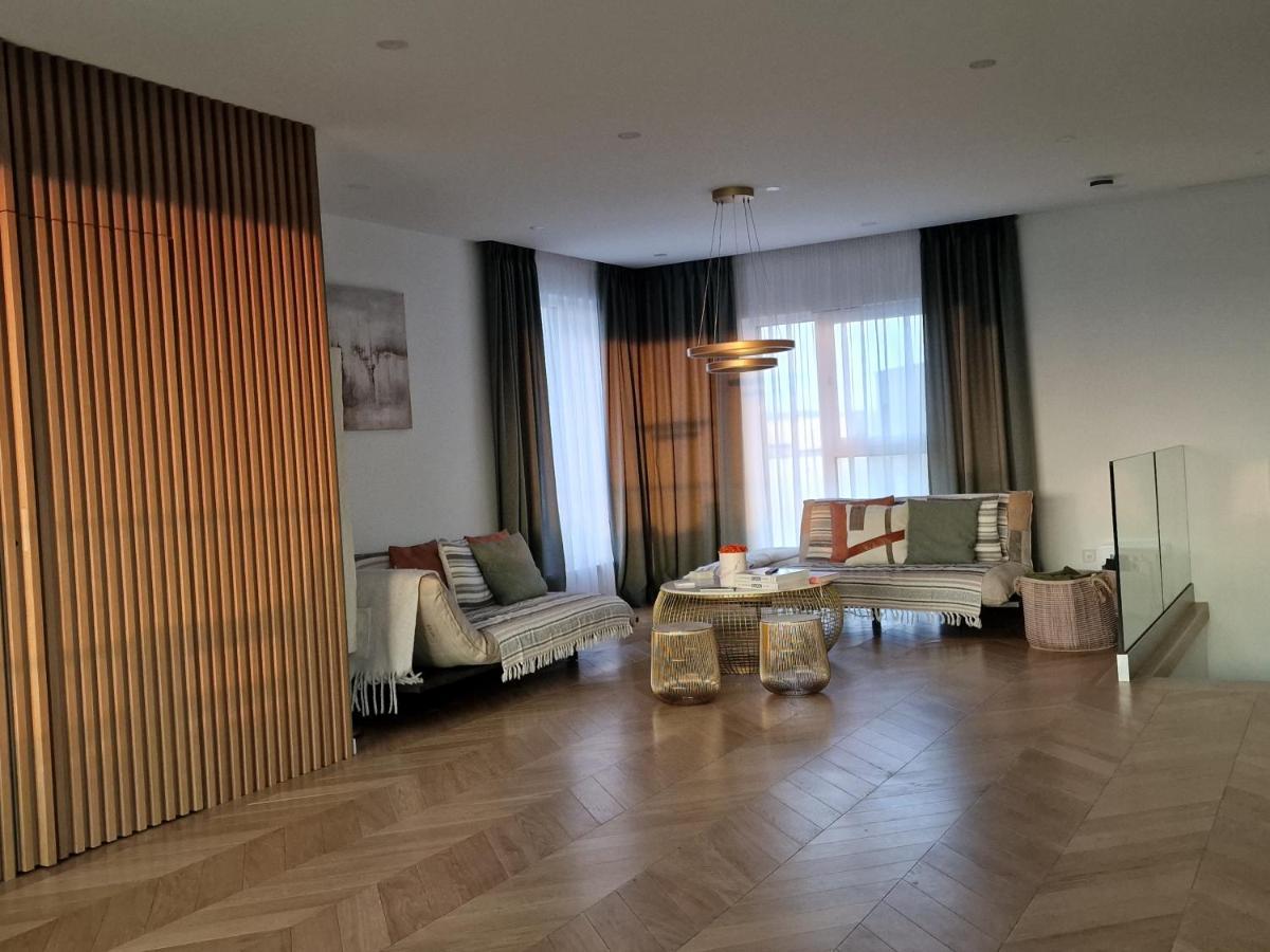 Апартаменты Luxury Penthouse Жешув Экстерьер фото